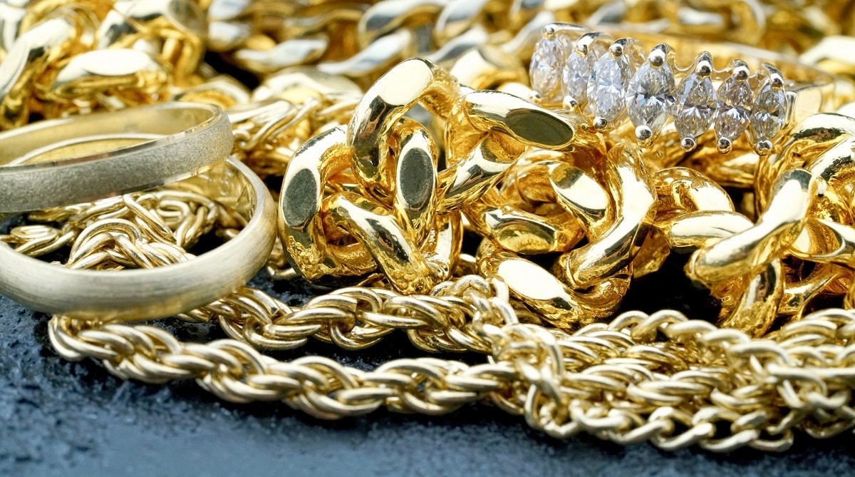 9 choses à prendre en compte avant de... vendre vos bijoux en or